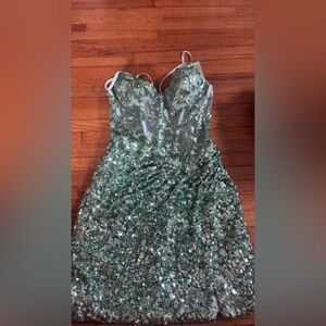 Elegant Green Sequin Mini Dress
